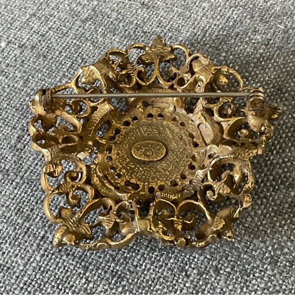 Vintage De Nicola Pin Brooch Faux Pearls Rhinestones Star Filigree Gold Tone - Picture 6 of 7